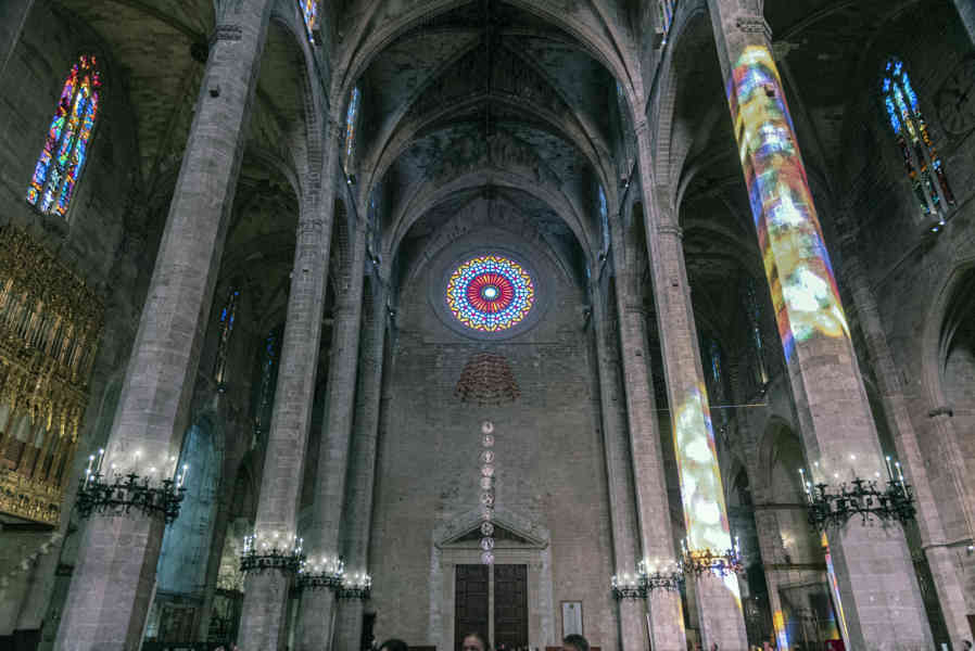 Mallorca - Palma 015 - catedral-basílica de Santa Maria de Mallorca.jpg